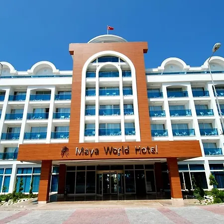 מלון Maya World מנבגט