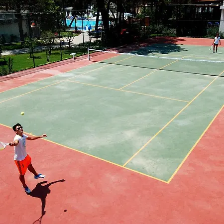 Ξενοδοχείο Maya World