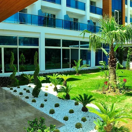 Ξενοδοχείο Maya World