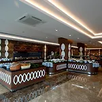 Hotel Maya World 5*