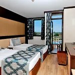Maya World Ξενοδοχείο 5*