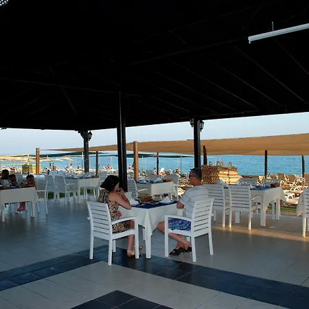 Hotel Maya World 4*