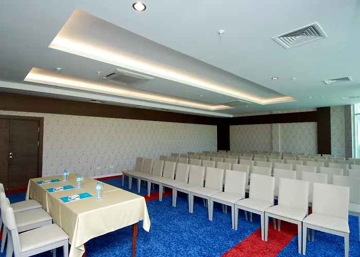 Maya World Отель